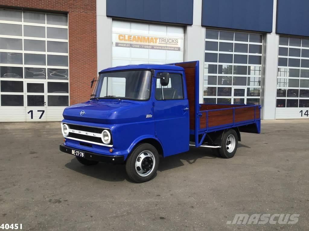 Opel BLITZ 300-6H Platós / Ponyvás teherautók