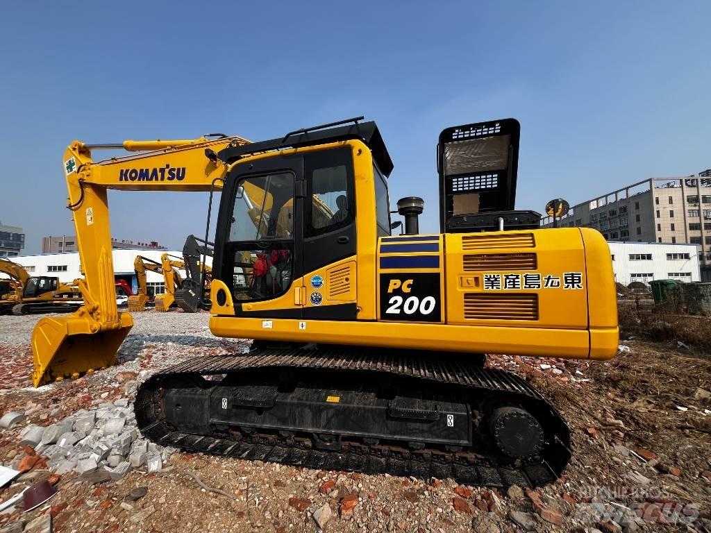 Komatsu PC 200-8N1 Közepes (midi) kotrók 7 t - 12 t