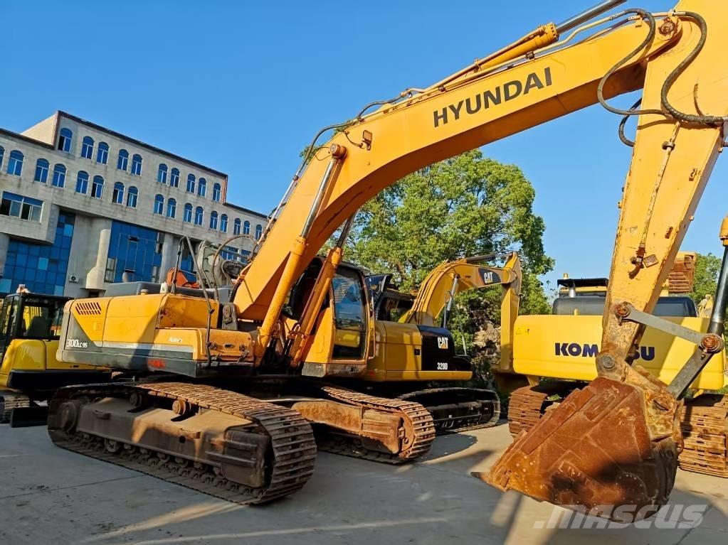 Hyundai R300LC-9S Lánctalpas kotrók