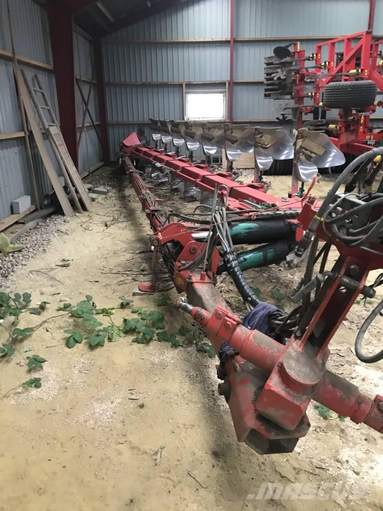 Kverneland PB100 Váltvaforgató ekék