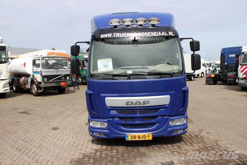 DAF LF 230 + EURO 6 Állatszállító teherautók