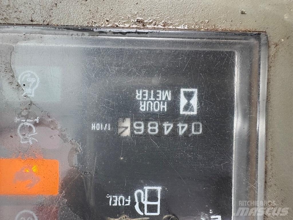 Takeuchi TB 145 Mini kotrók < 7t