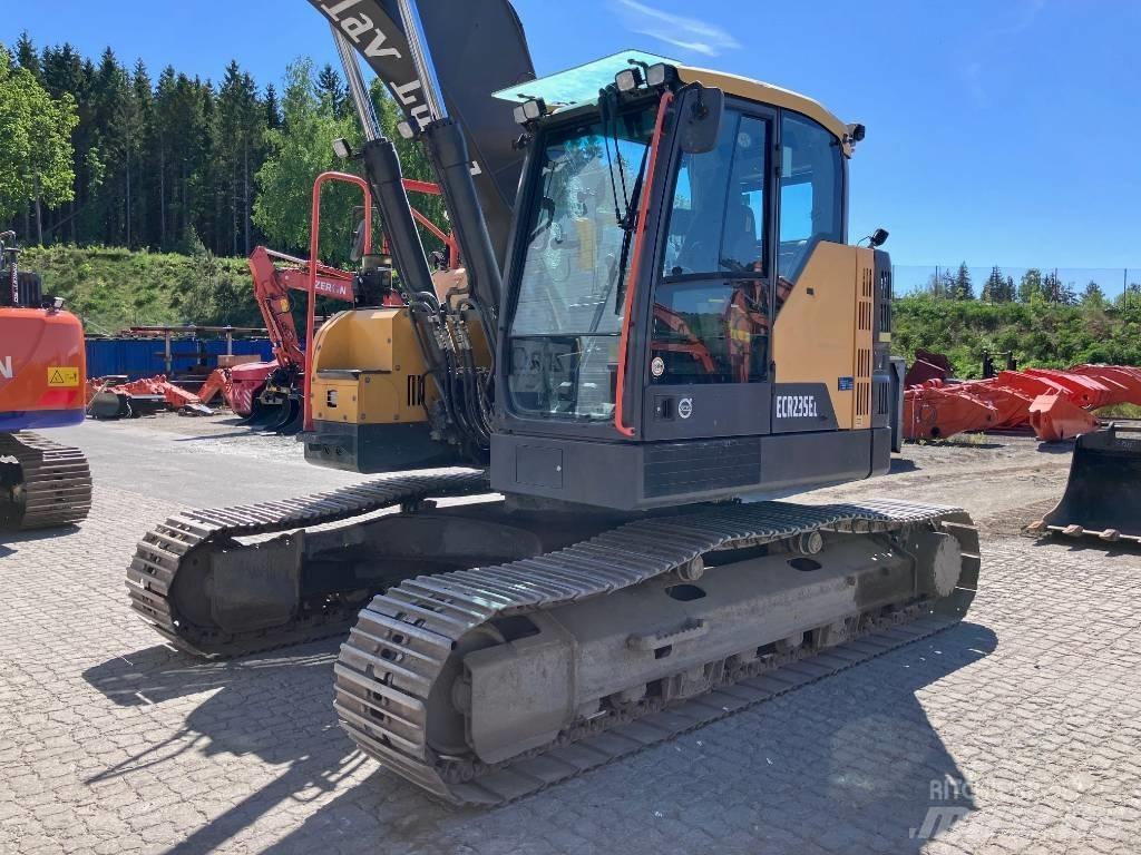 Volvo ECR235EL Lánctalpas kotrók