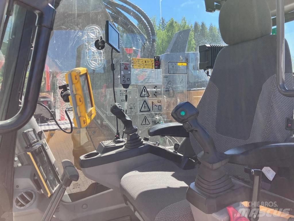 Volvo ECR235EL Lánctalpas kotrók