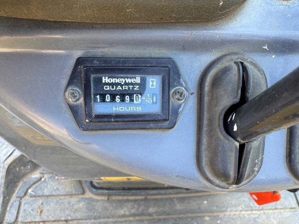Yanmar SV08 (1C631) Mini kotrók < 7t