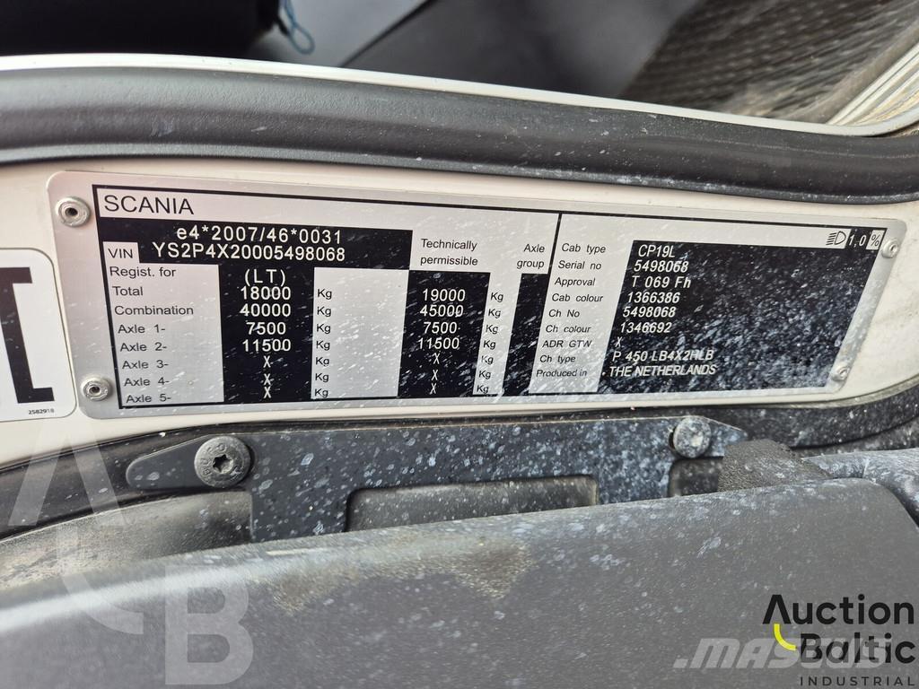 Scania P 450 Fülkés alváz