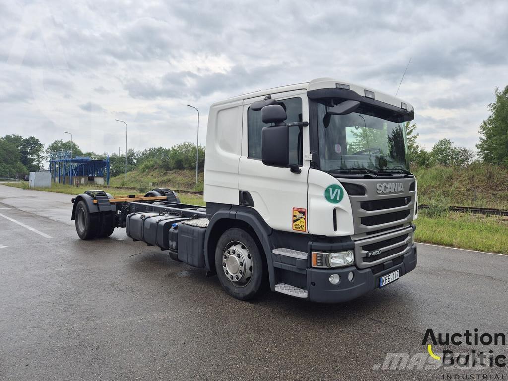 Scania P 450 Fülkés alváz