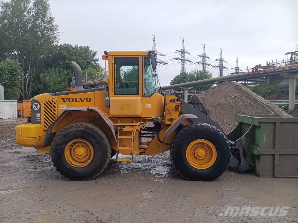Volvo Radlader L90E Gumikerekes homlokrakodók