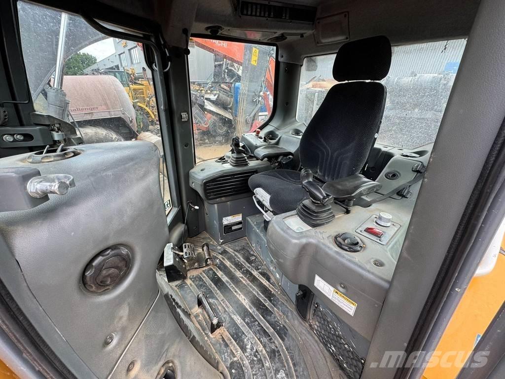 Liebherr PR736 LGP lánctalpas dózerek