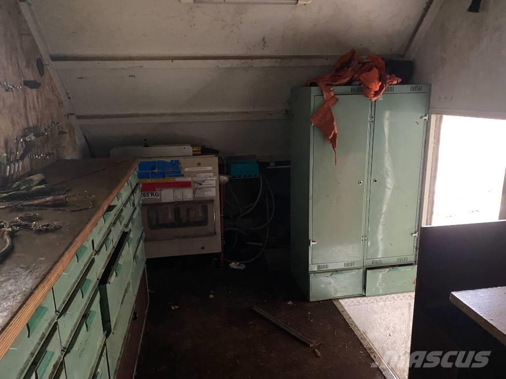 DAF AE55CE Pótkocsira szerelt emelők és állványok