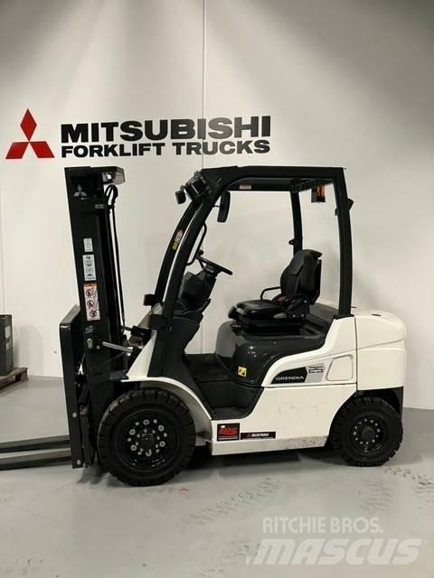 Mitsubishi FD25N3 Dízel targoncák