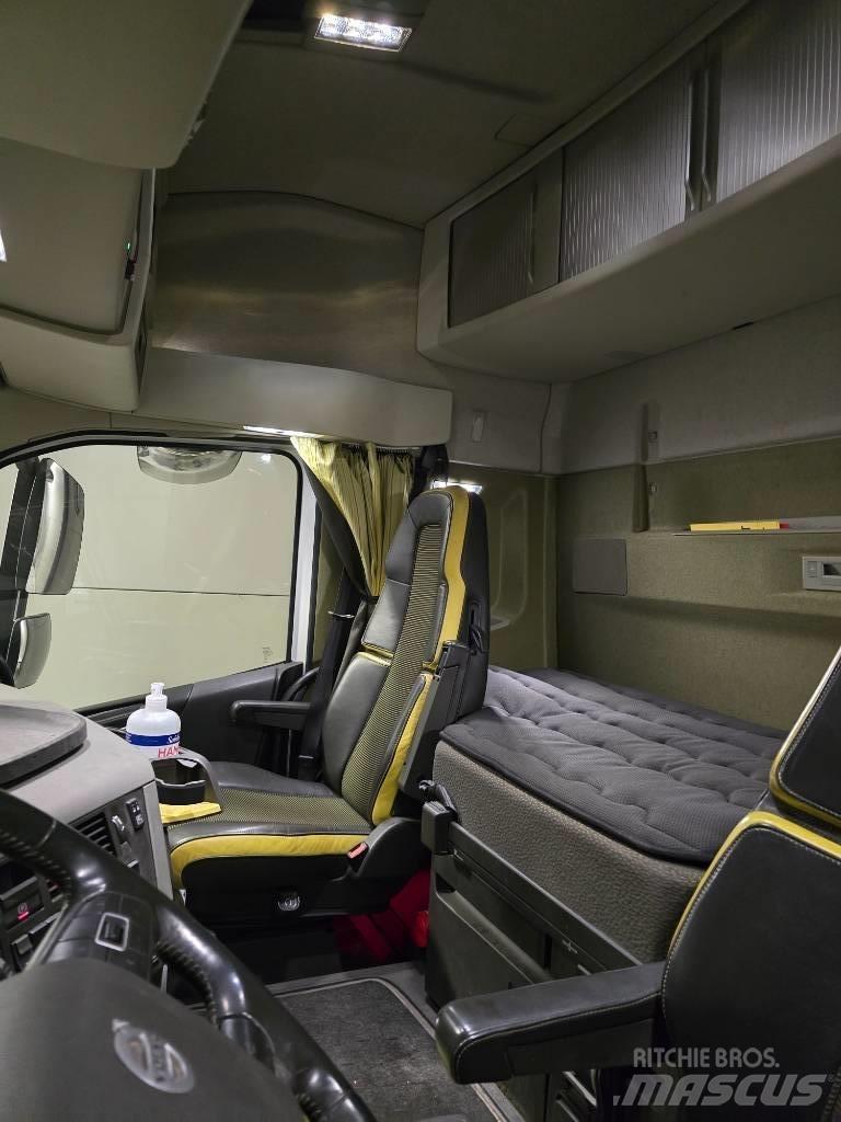 Volvo FH16 Rönkszállító teherautók