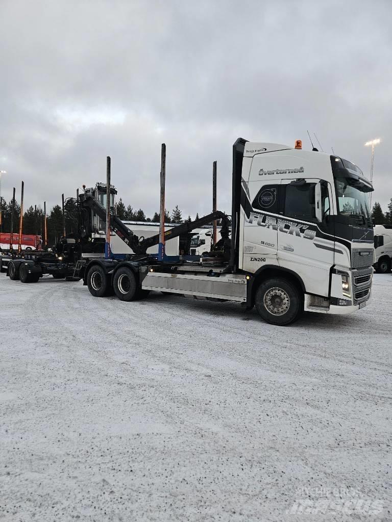 Volvo FH16 Rönkszállító teherautók