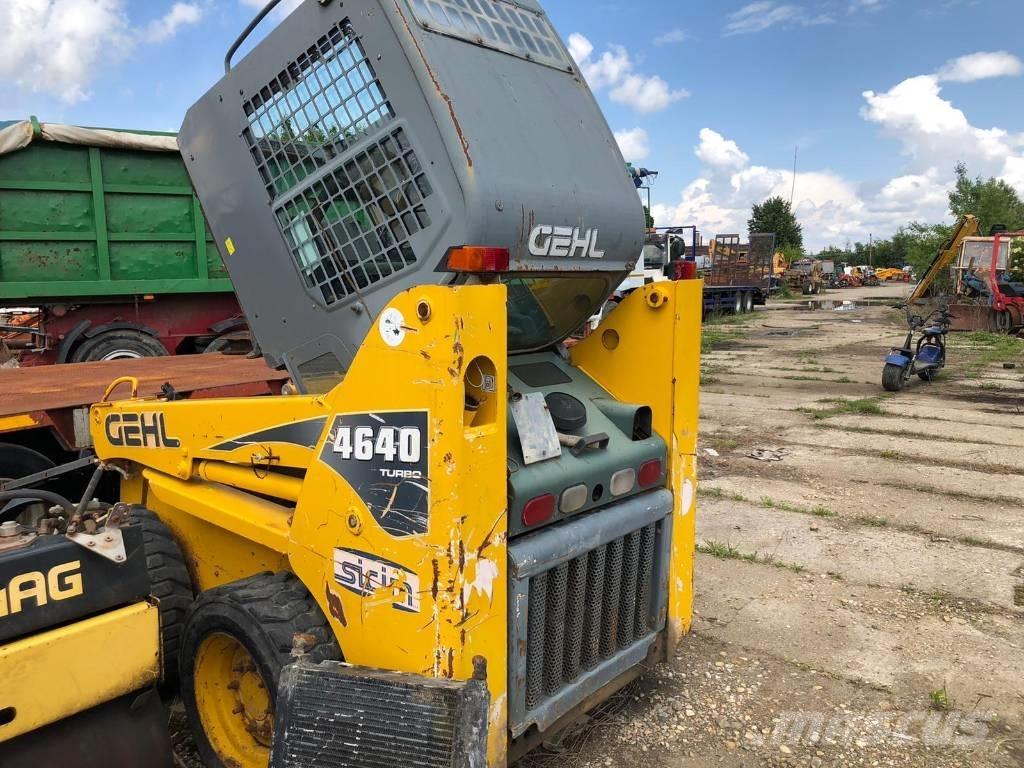 Gehl 4640 FOR PARTS Kompaktrakodók