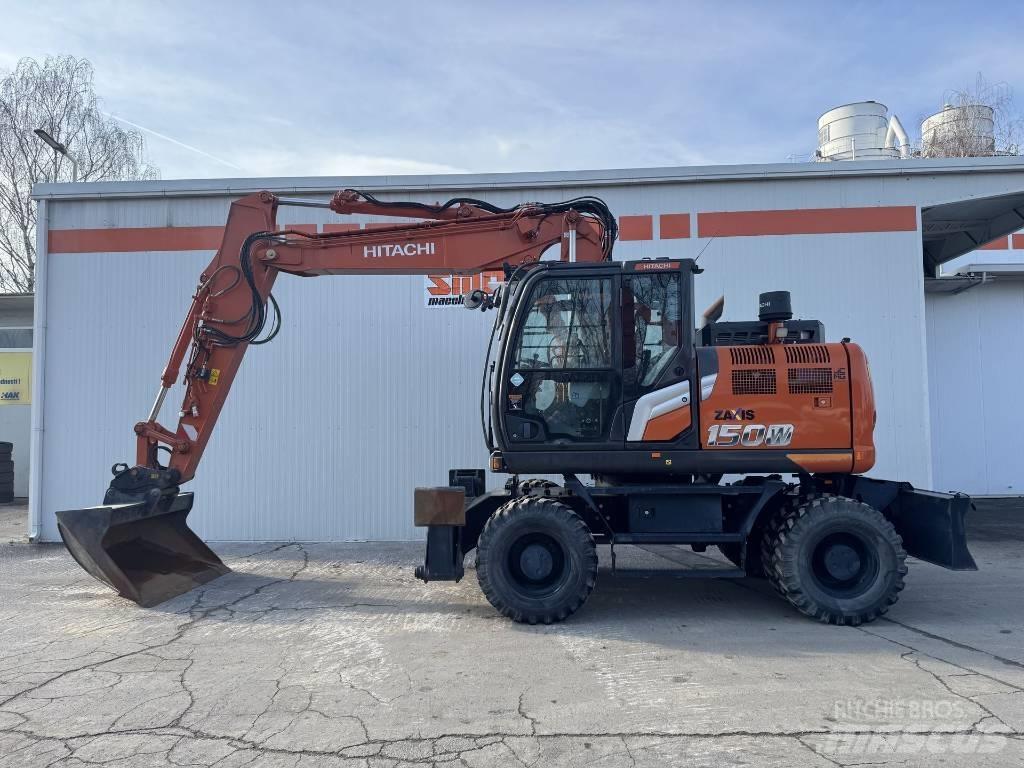 Hitachi ZX 150 W-7 Gumikerekes kotrók