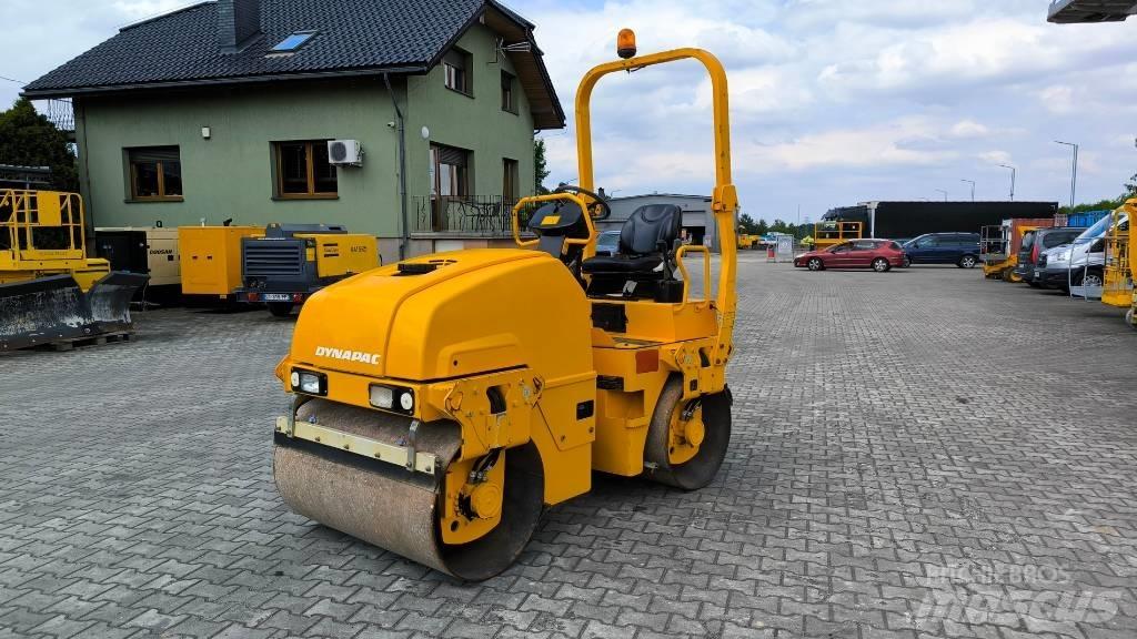 Dynapac CC 1200 Ikerdobos hengerek