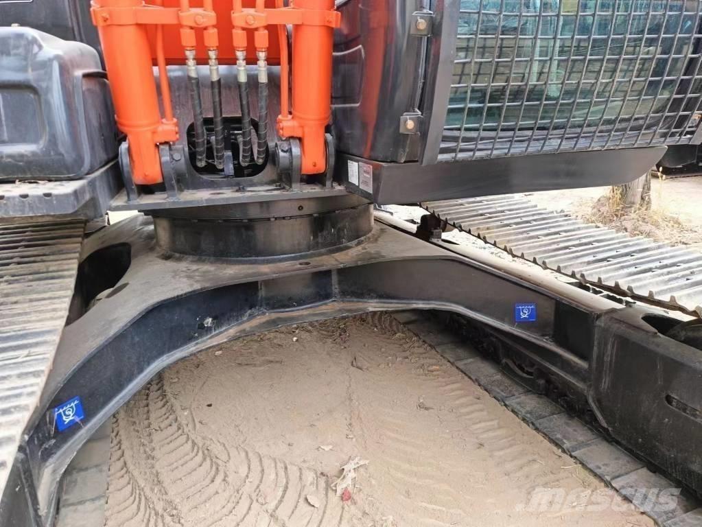 Hitachi ZX120-6 Lánctalpas kotrók