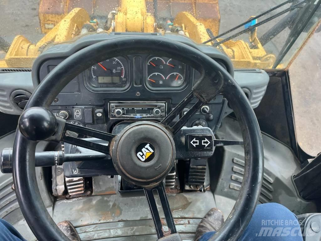 CAT 950 H Gumikerekes homlokrakodók