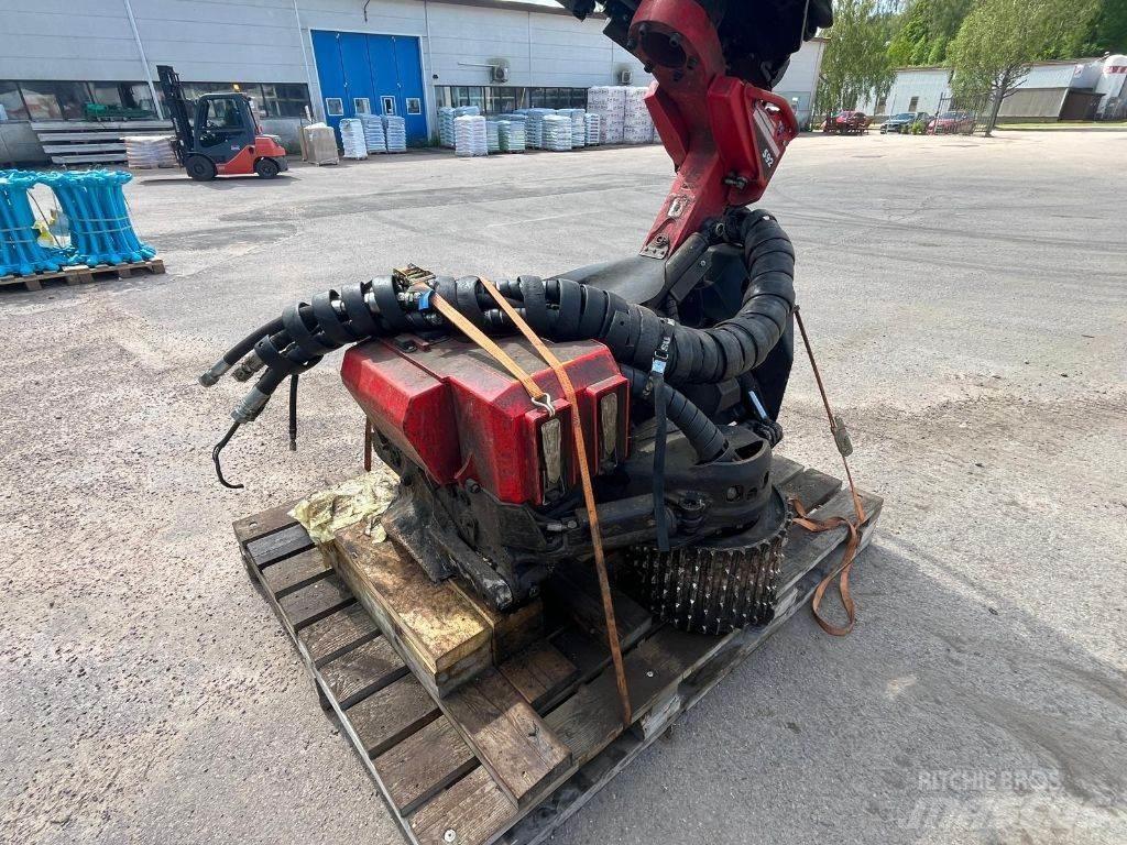 Komatsu S92 Betakarító fejek
