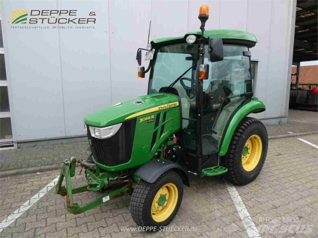 John Deere 3046R Kompakt traktorok
