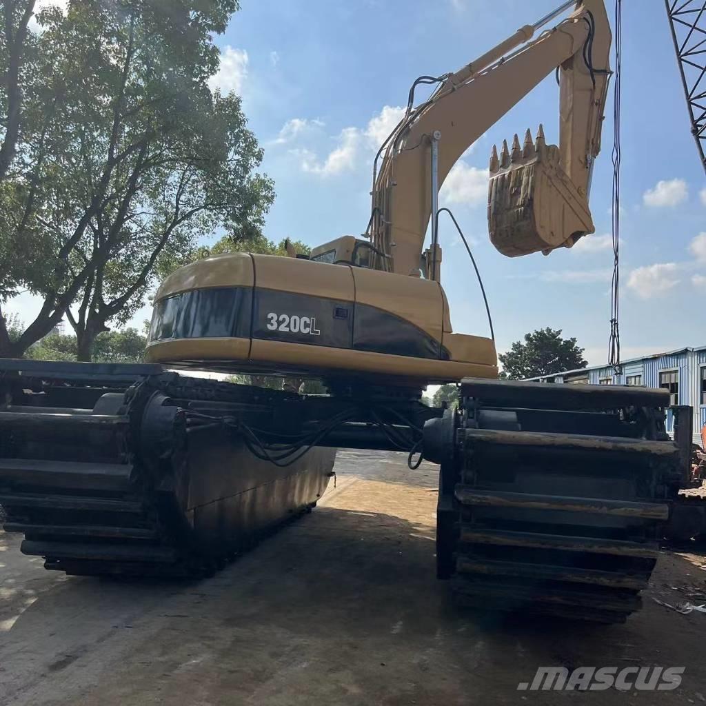 CAT 320 C Kétéltű markolók