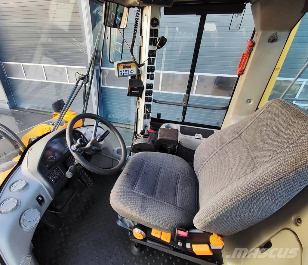 Volvo L 180 F Gumikerekes homlokrakodók