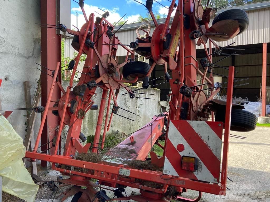 Kuhn GF8702 Rendkészítő