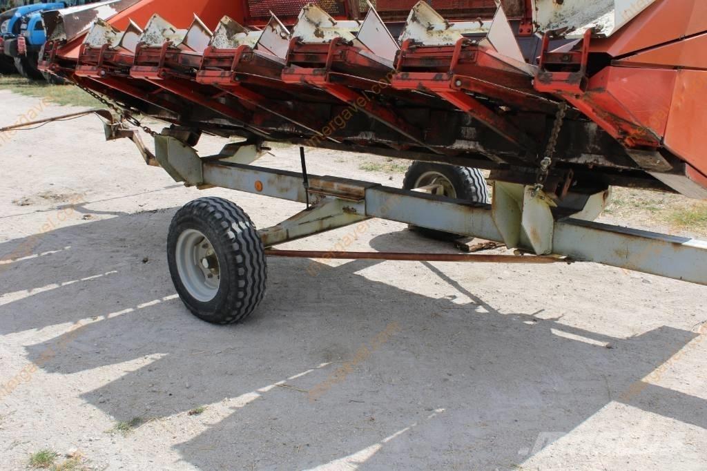 CLAAS Mega 208 Kombájnok