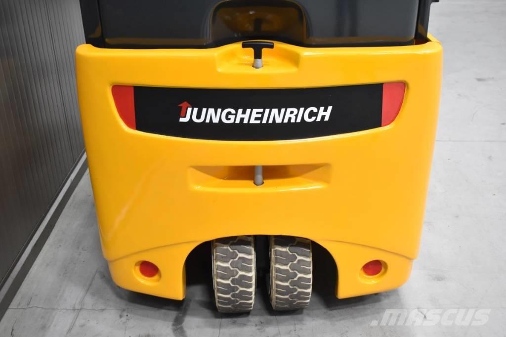 Jungheinrich EFG 215 Elektromos targoncák