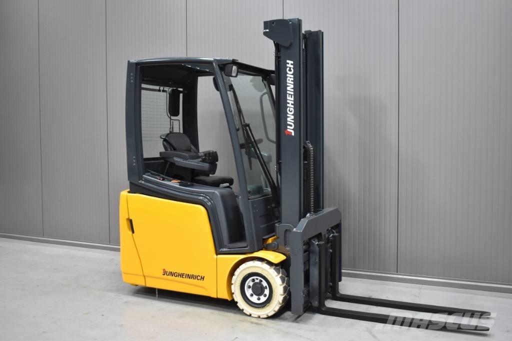 Jungheinrich EFG 215 Elektromos targoncák