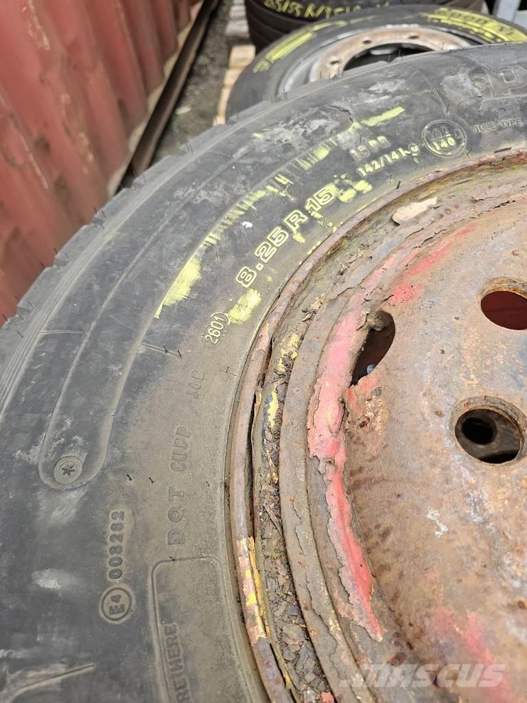 Pirelli 825X15 Haszonjárművek - Egyéb