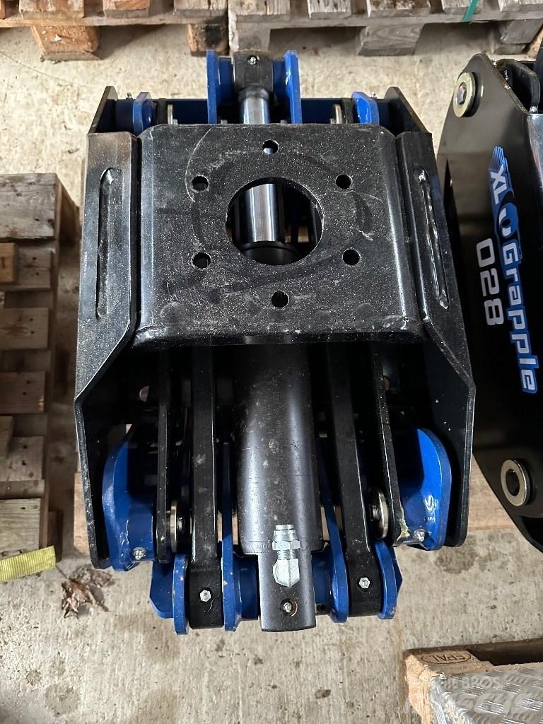  XL Grapple 028 Markolók