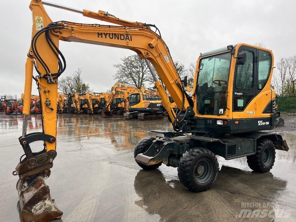 Hyundai R55W-9A Gumikerekes kotrók