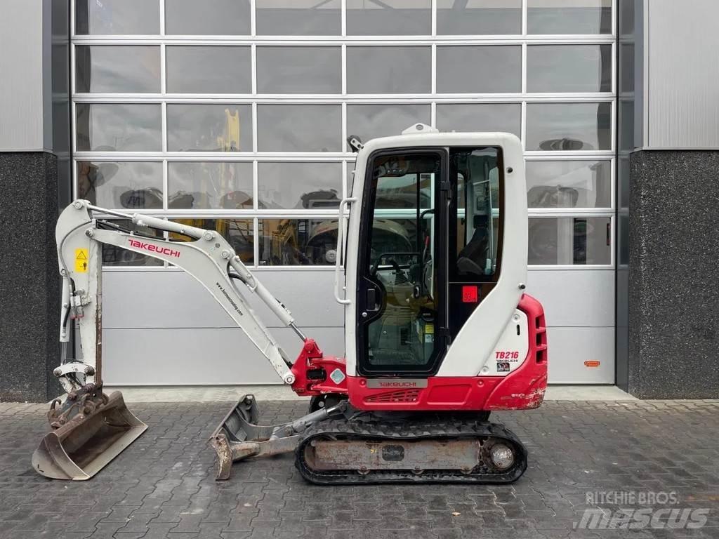 Takeuchi TB216 Mini kotrók < 7t