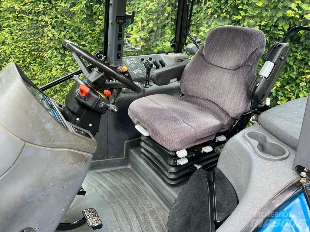 New Holland TM 150 Traktorok