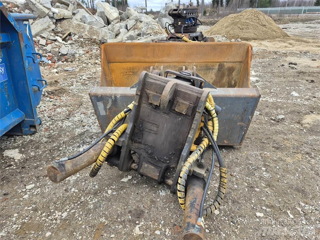 CAT 320D LRR Lánctalpas kotrók