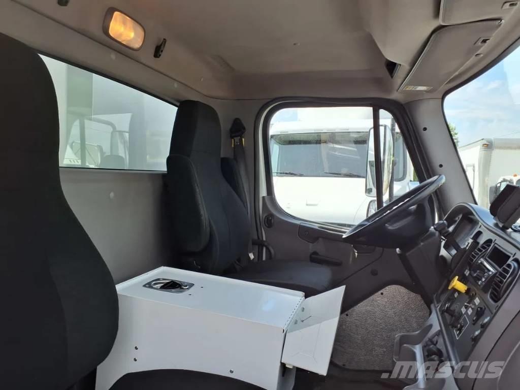 Freightliner M2 Italszállító tehergépkocsik