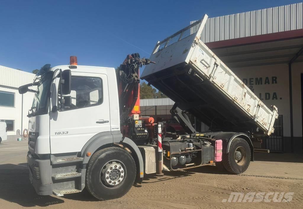 Mercedes-Benz 1833 Billenő teherautók