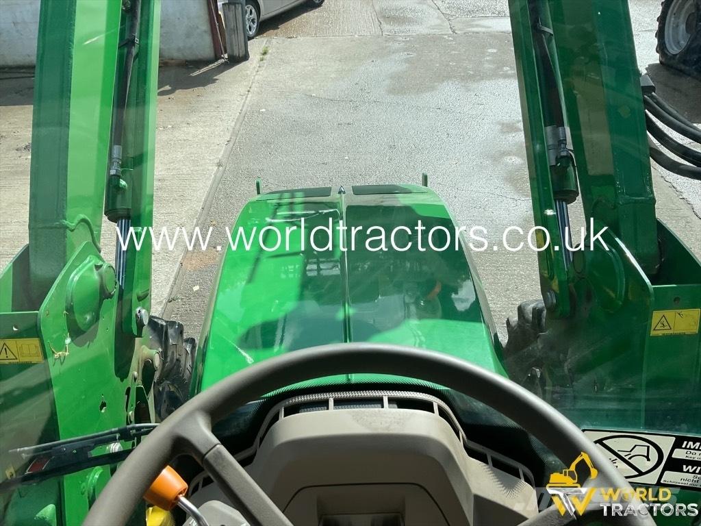 John Deere 6120 M Traktorok