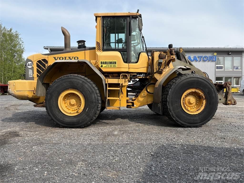 Volvo L120F Gumikerekes homlokrakodók