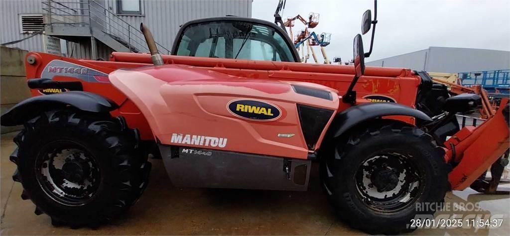 Manitou MT1440 Teleszkópos rakodók