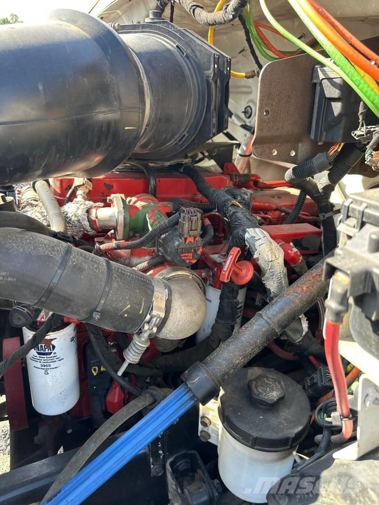Ford F 750 XL SD Vízszállító teherautók
