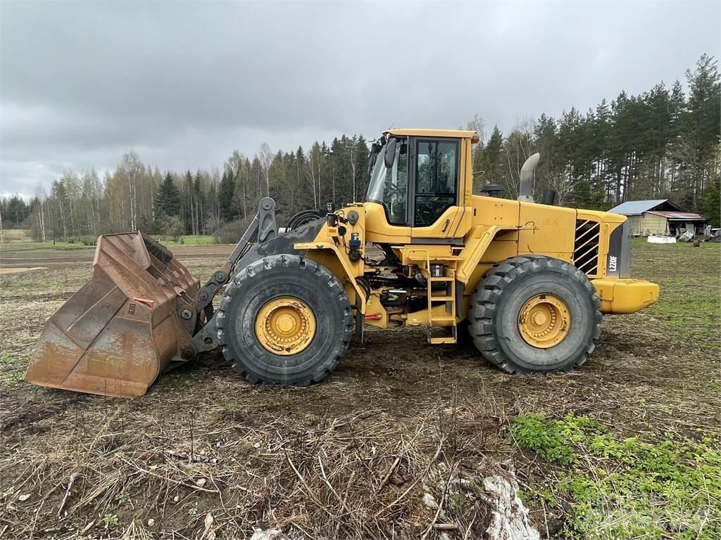 Volvo L220F Gumikerekes homlokrakodók