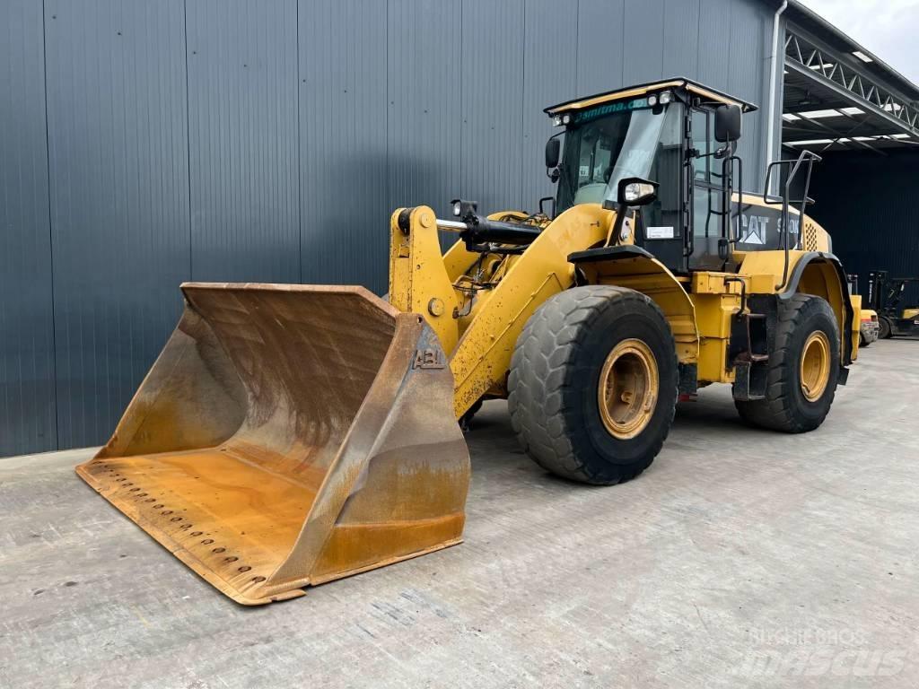 CAT 950K Gumikerekes homlokrakodók