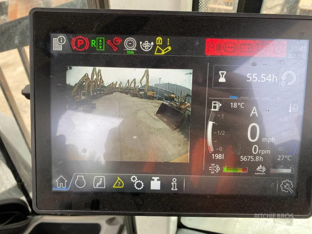 Liebherr L 556 Gumikerekes homlokrakodók