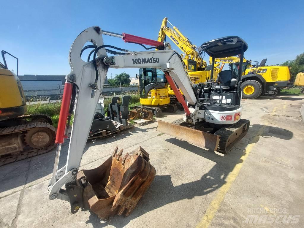 Komatsu PC27R-2 Mini kotrók < 7t