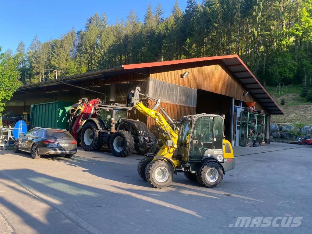 Wacker Neuson WL 25 Gumikerekes homlokrakodók