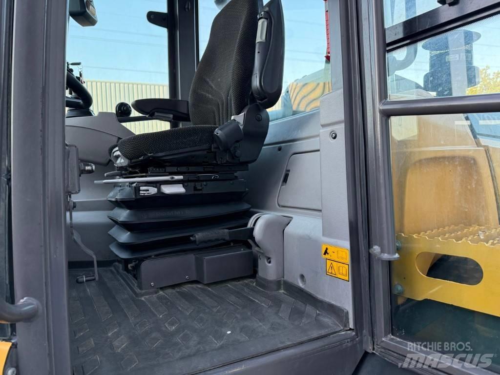 Volvo L50HS Gumikerekes homlokrakodók