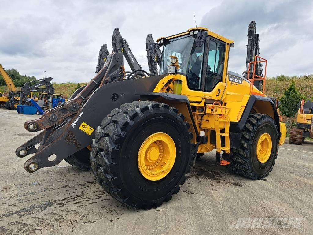 Volvo L 220 H Gumikerekes homlokrakodók