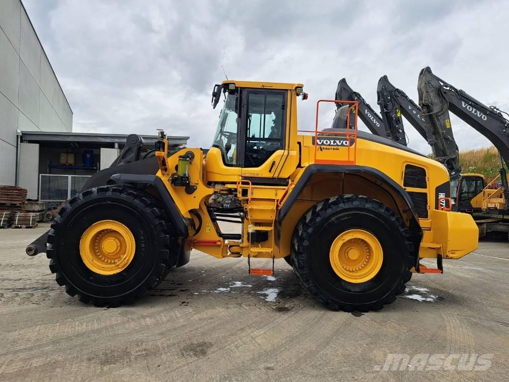 Volvo L 220 H Gumikerekes homlokrakodók